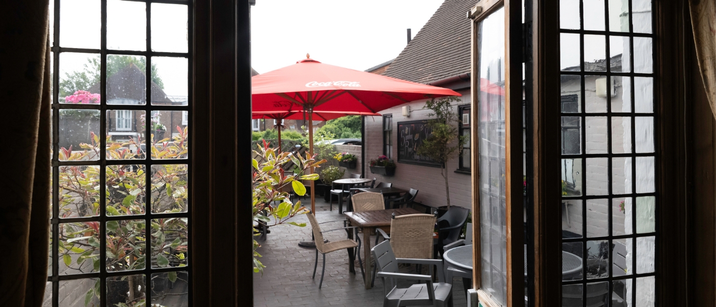 Homepage - Outside Tables Homepage - Outside Tables