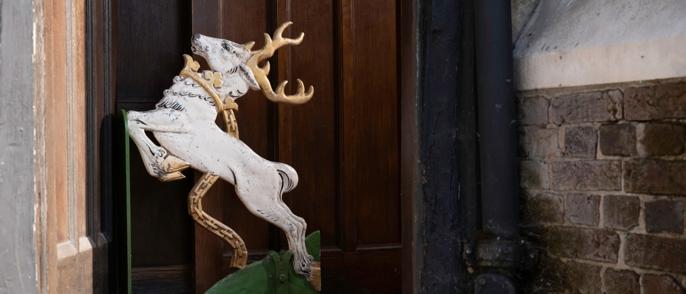 Homepage - White Hart Hart Homepage - White Hart Hart